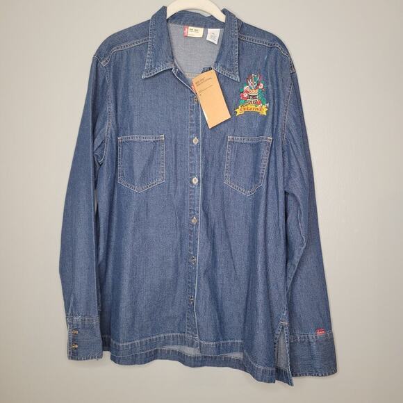 NEW Levi's Red Tab shirt womens size XL 100% cotton denim button up artsy crafty - Picture 2 of 11